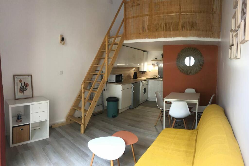 Joli Appartement A Proximite Du Village Naturiste 아그 외부 사진