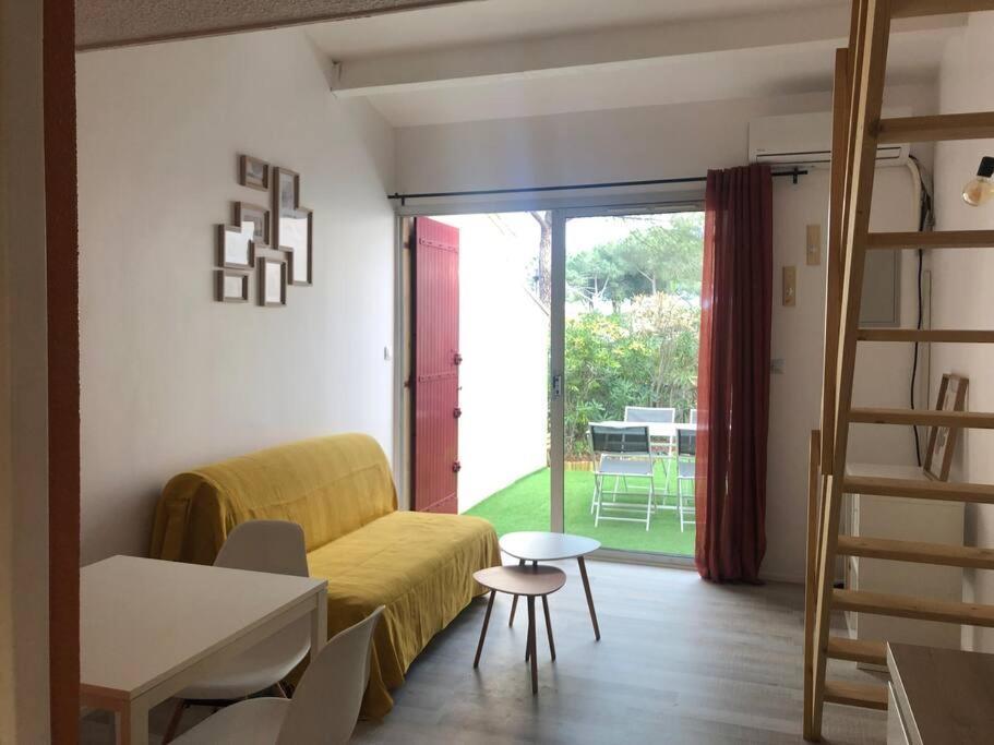 Joli Appartement A Proximite Du Village Naturiste 아그 외부 사진